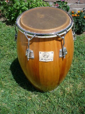tumbadora-12-12-luthier-el-goma-solo-entendidos_MLA-F-3794159922_022013.jpg