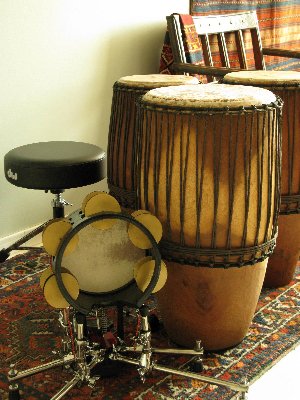 Drumskull Congas and Muzar 50%.jpg (369.96 KiB) Viewed 3014 times Drumskull Congas and Muzar 50%.jpg