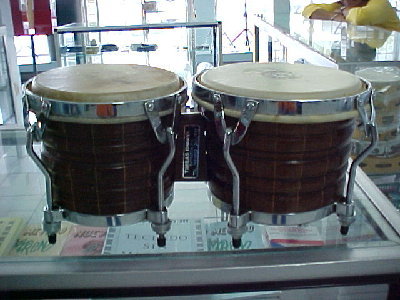 Bongo Ismael, Monchito Munoz (2).jpg