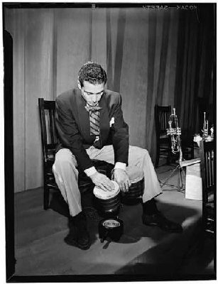 mr-bongo-jack-costanza.jpg (20.03 KiB) Viewed 7895 times mr-bongo-jack-costanza.jpg